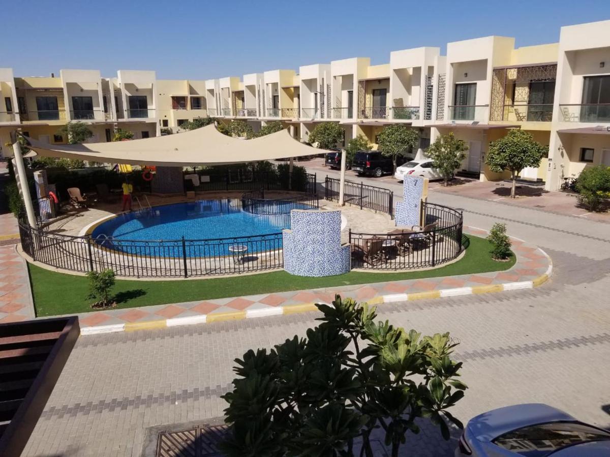 Spacious 3Br Townhouse Villa Dubai Eksteriør bilde